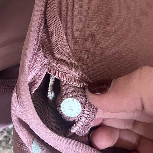 Lululemon pink bra and leggings set - Picture 3 of 5